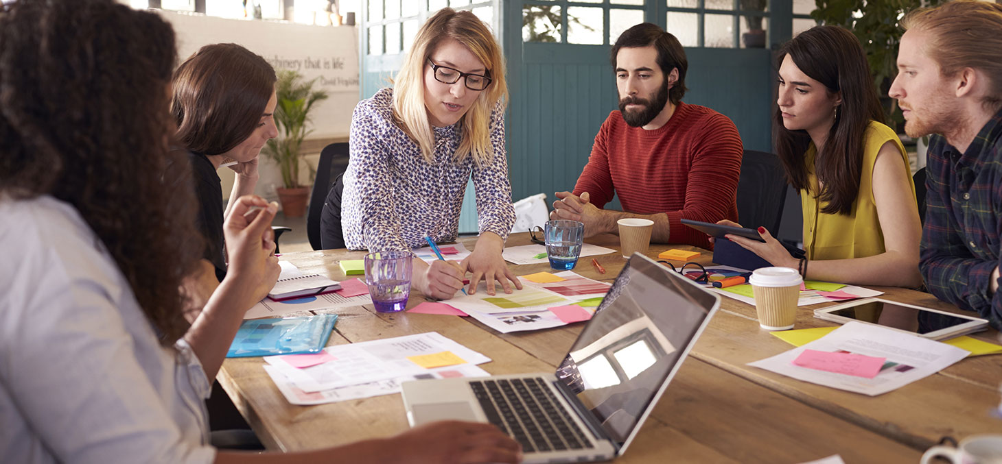 Voir les projets du parcours Communication d'entreprise (CE)